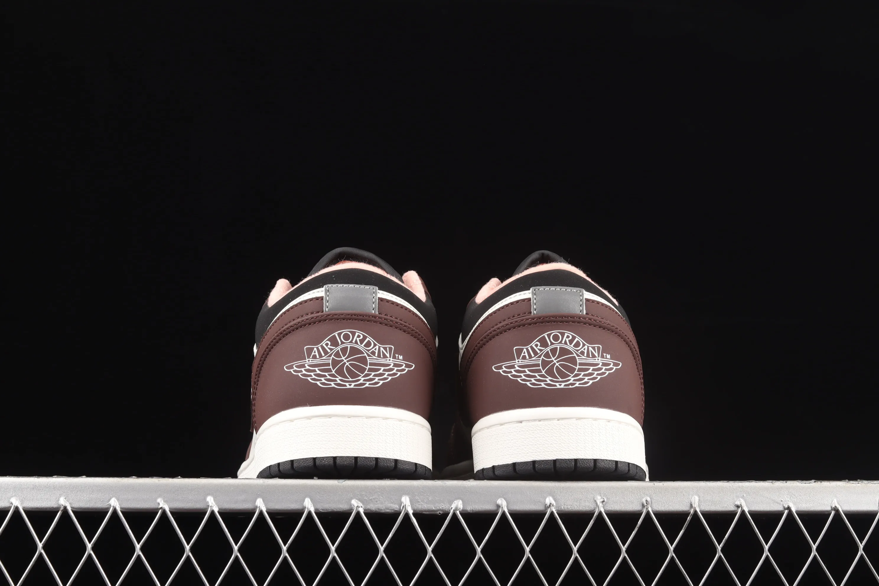 All categories Air Jordan Jordan series basketball shoes Air Jordan 1 Low Air Jordan 1 Low AJ1 Joe 1 white brown low-top cultural and leisure sports sneakers DC6991-200